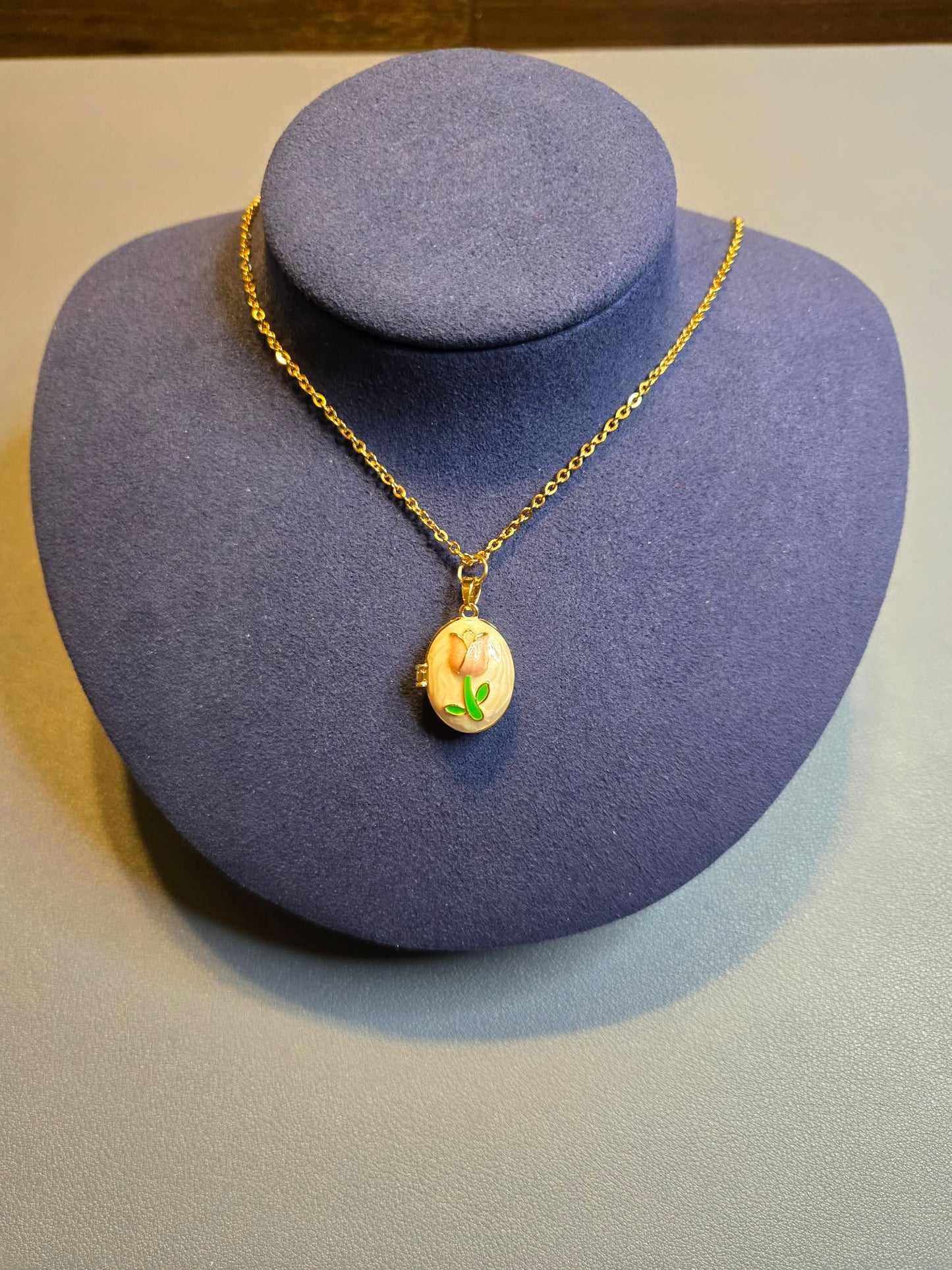 Pink and Golden Tulip Oval Locket Necklace