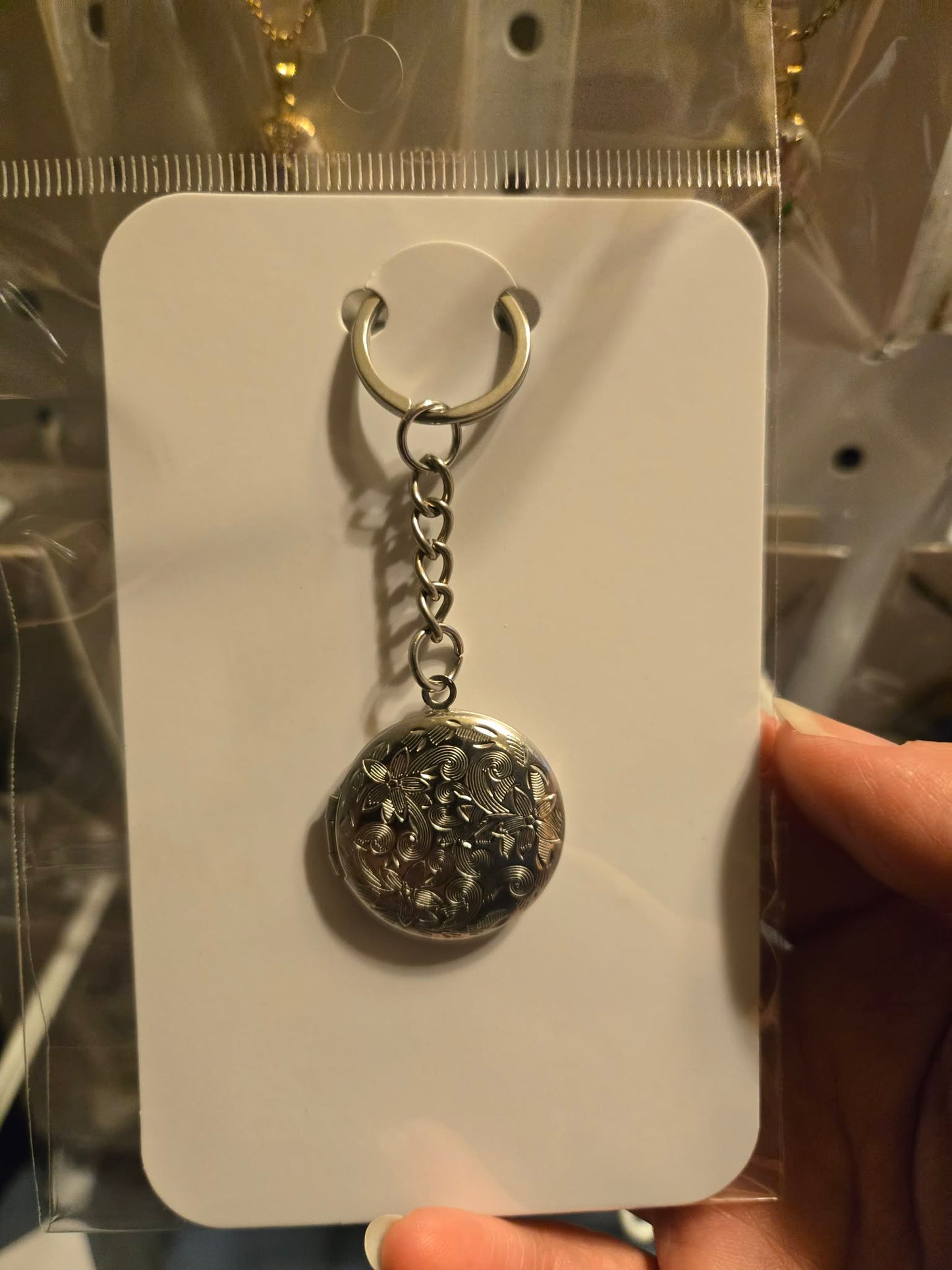 Silver Floral Circle Locket Keychain
